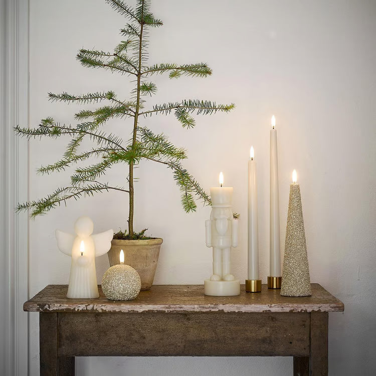 Uyuni LED Nutcracker Candle | Oyster Grey