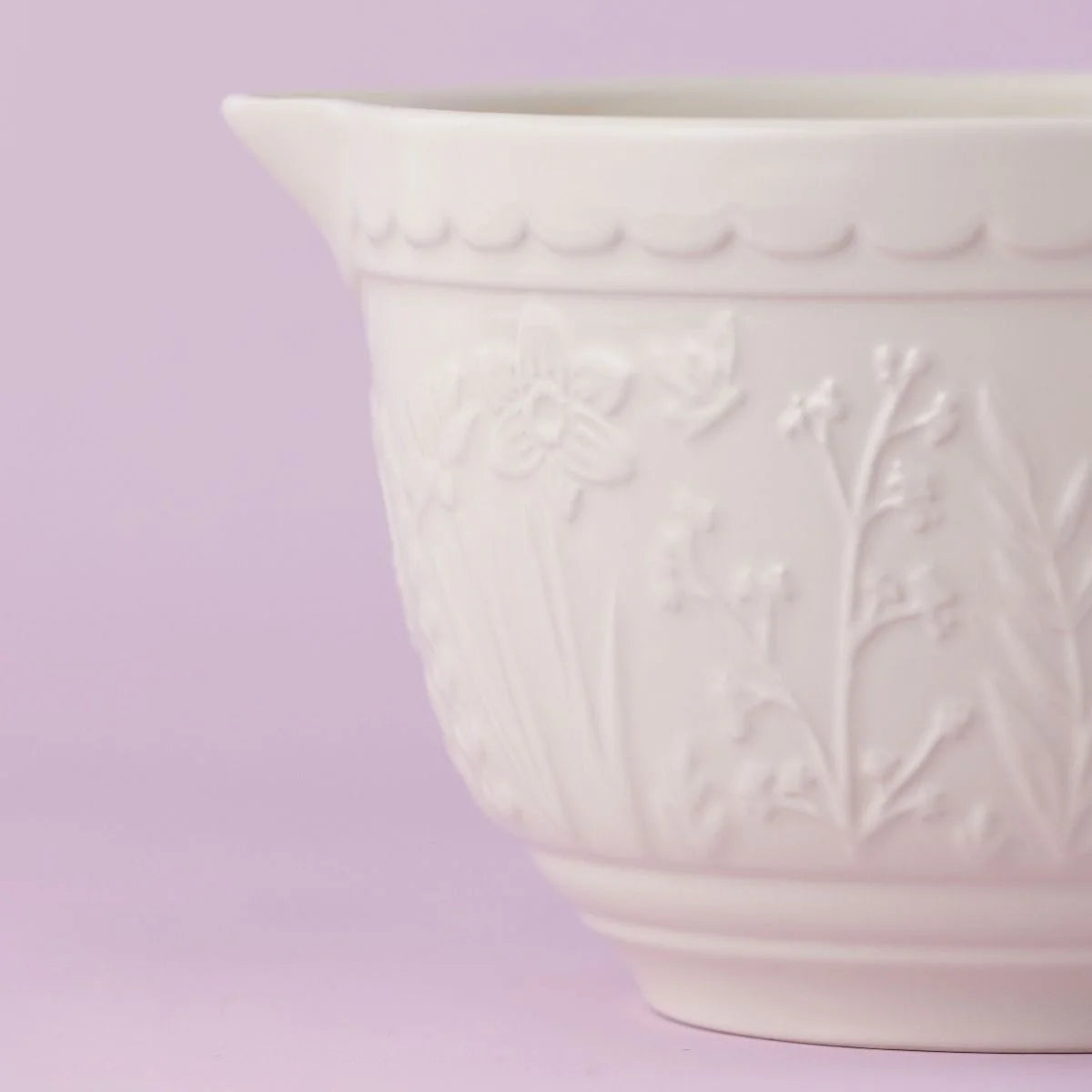 Mason Cash | In the Meadow | Wildflowers Embossed Batter Bowl | Cream - 2 Quart