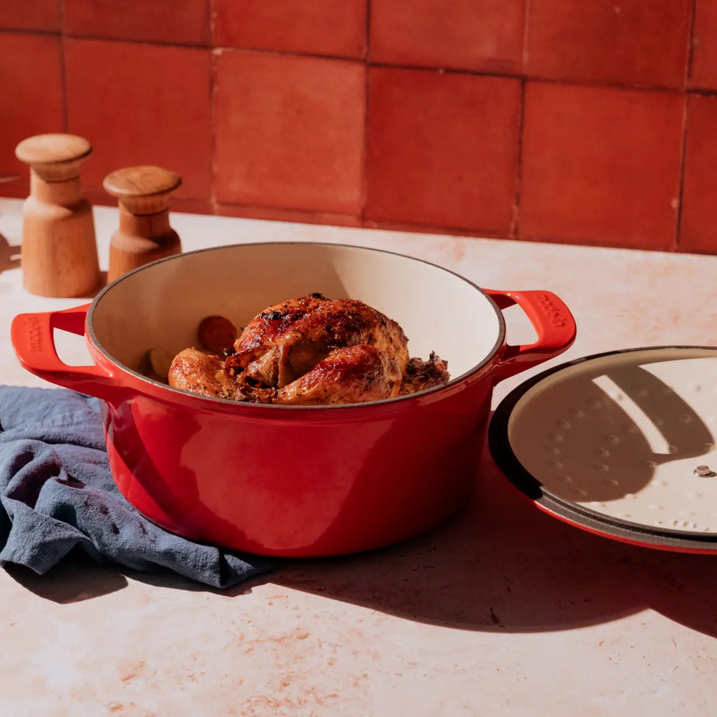 Enameled Cast Iron Dutch Oven | Round  5.5 Qt  - Ruby Red