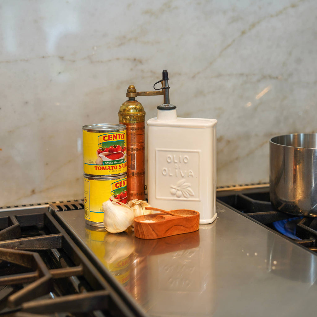 Fox Run Brands - Fox Run White Ceramic Oil Can, 17 oz/500 ML
