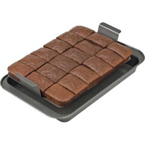 Chicago Metallic Nonstick Slice Solutions Brownie Pan | 9" x 13"