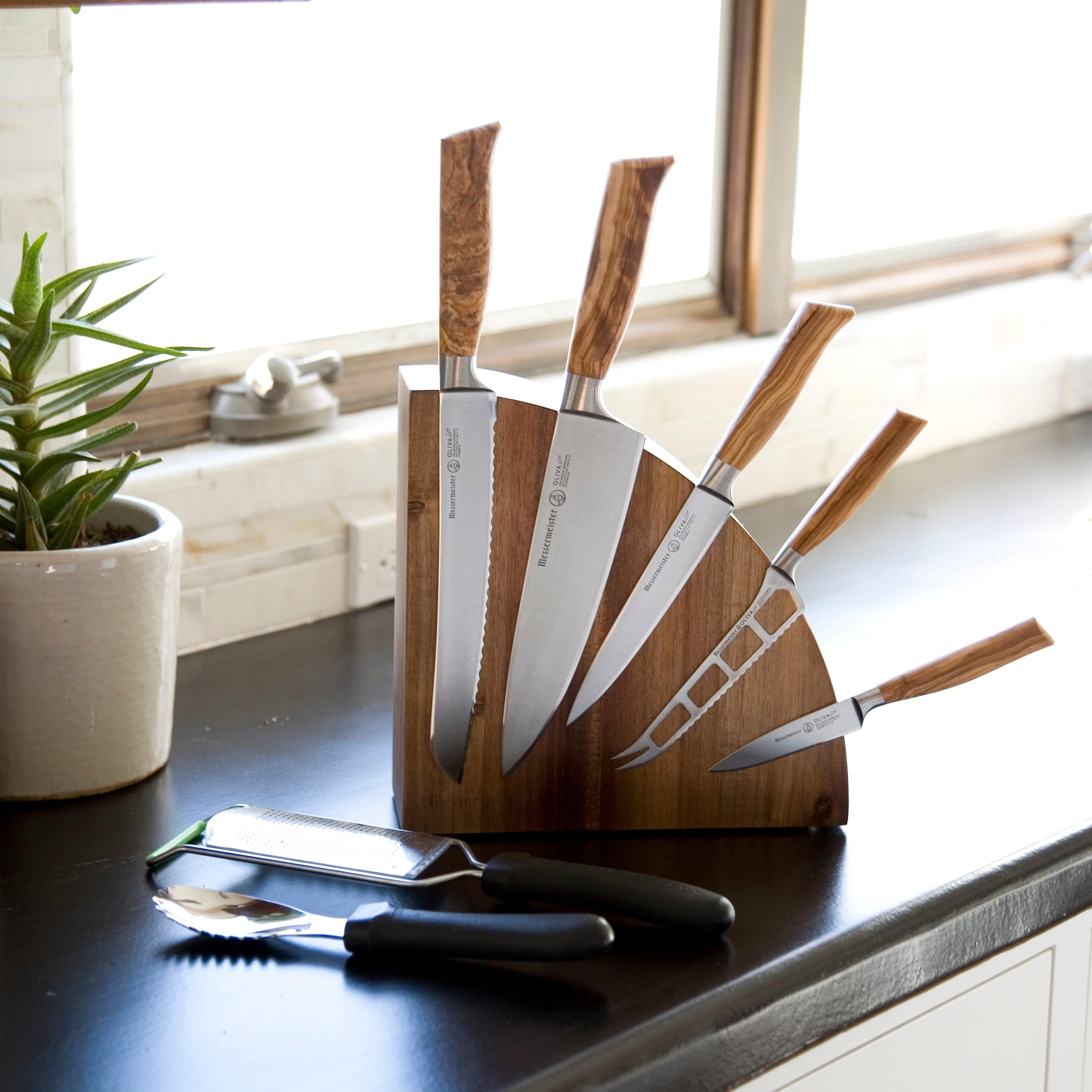 Messermeister Wood Quarter Round Magnetic Knife Block