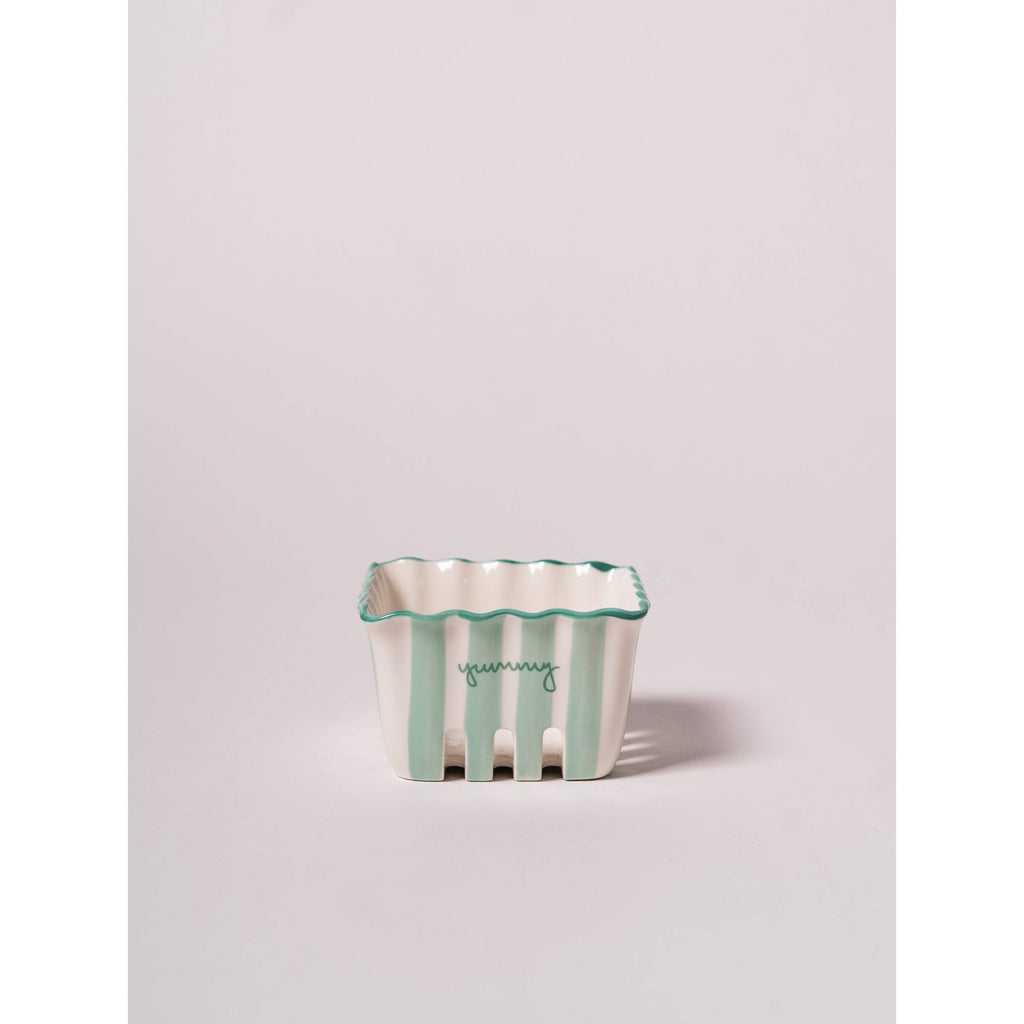 Kinsey Scallop Mini Berry Basket