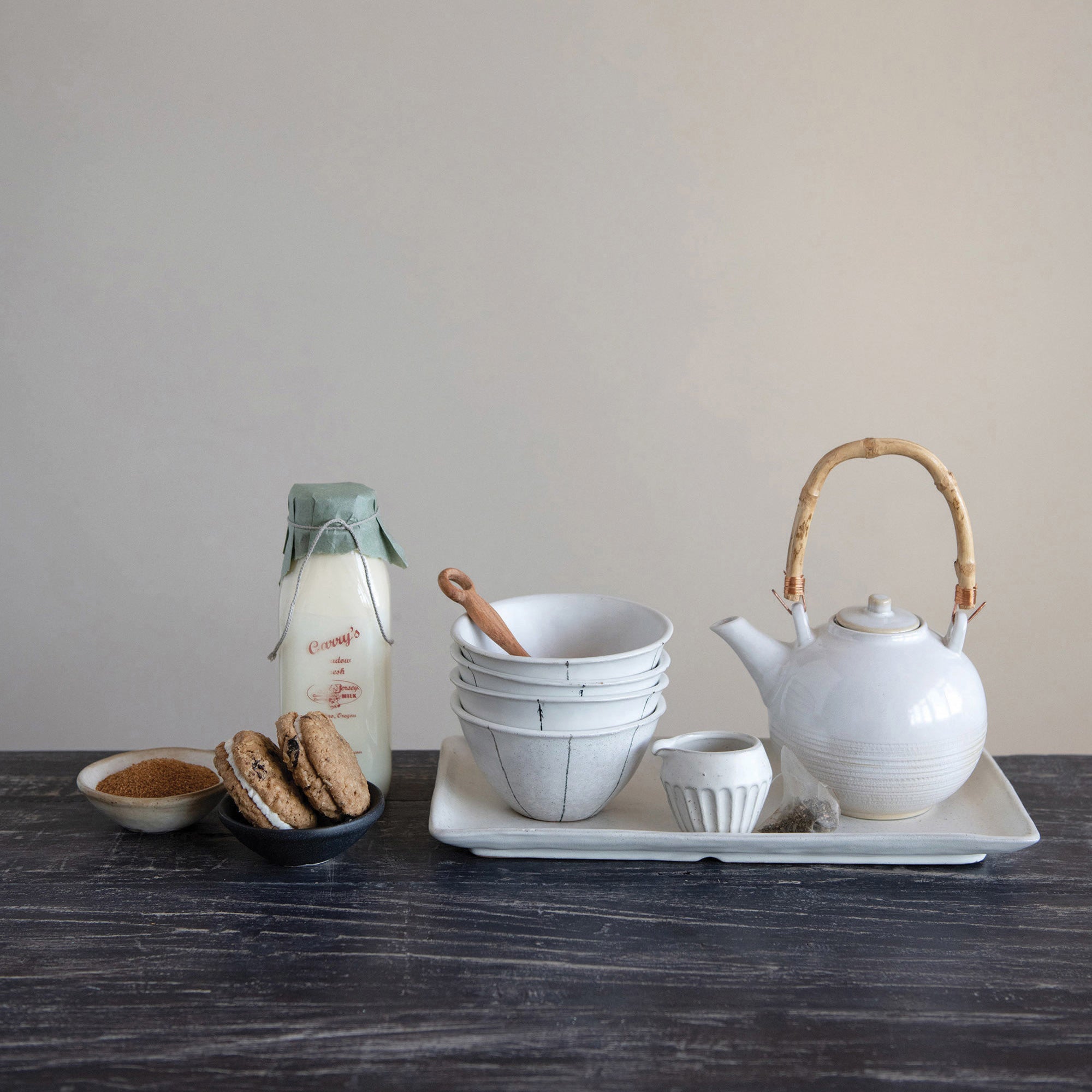 Stoneware Bowl w/Matte Reactive Glaze