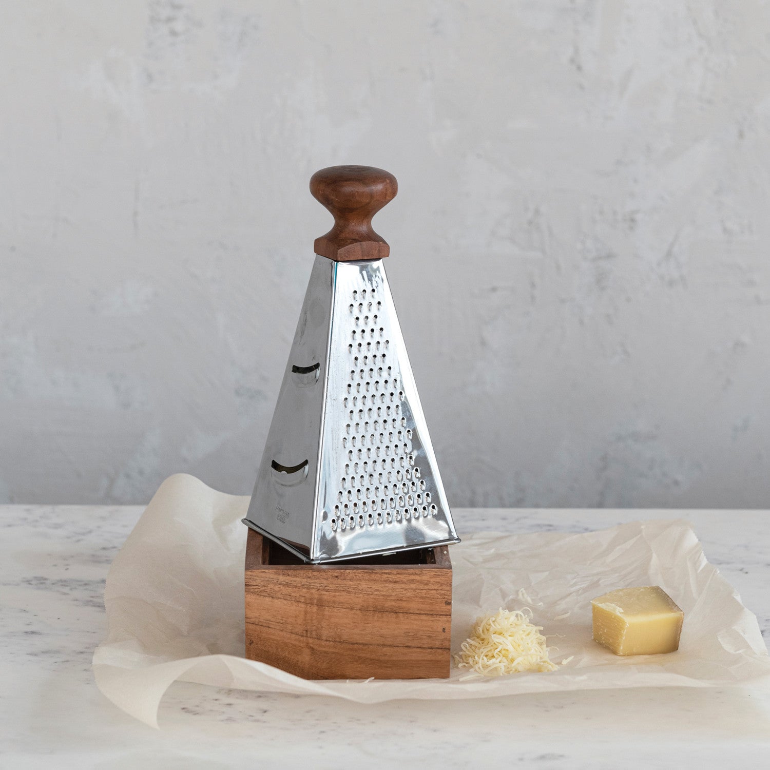 S/S Grater w/Wood Handle & Base