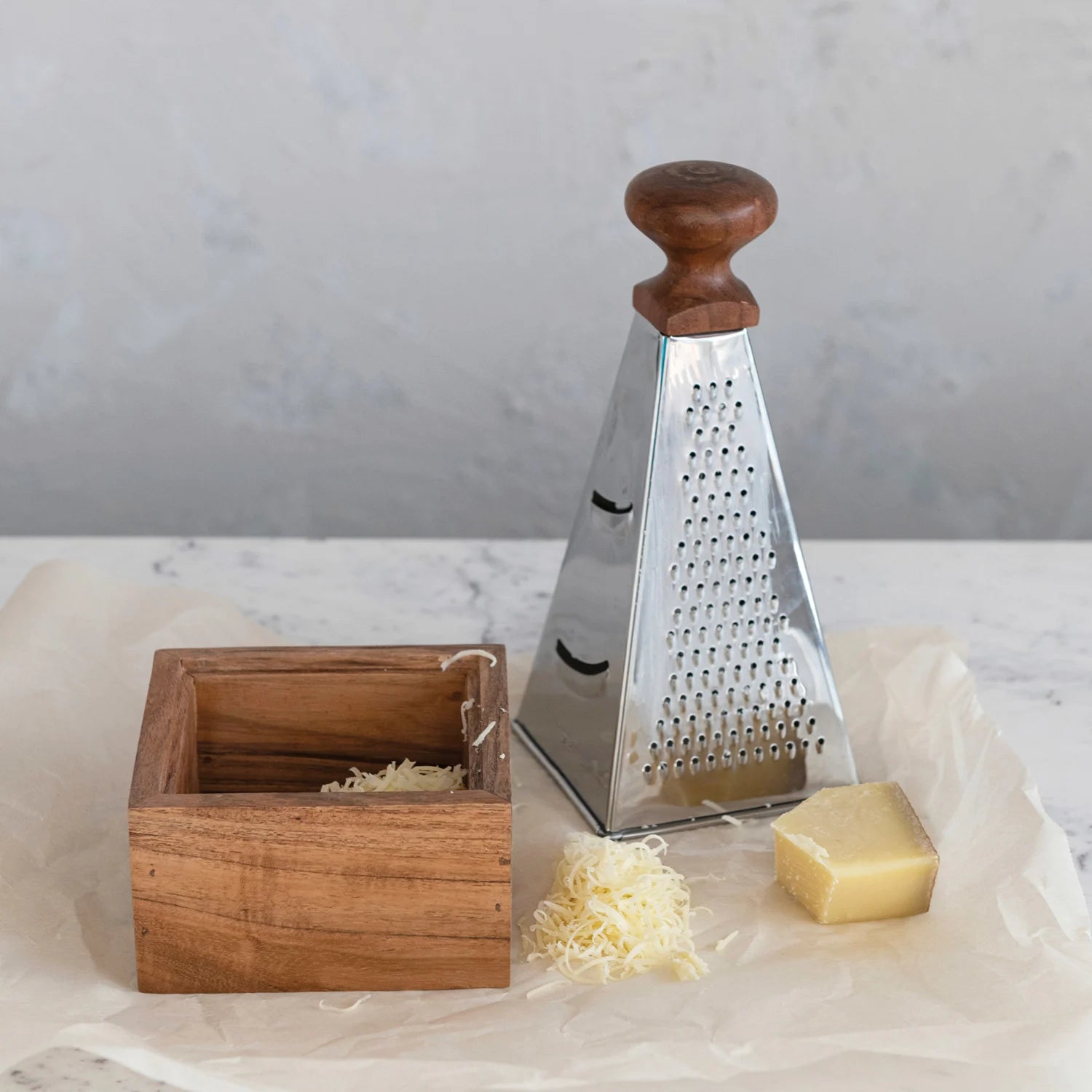 S/S Grater w/Wood Handle & Base