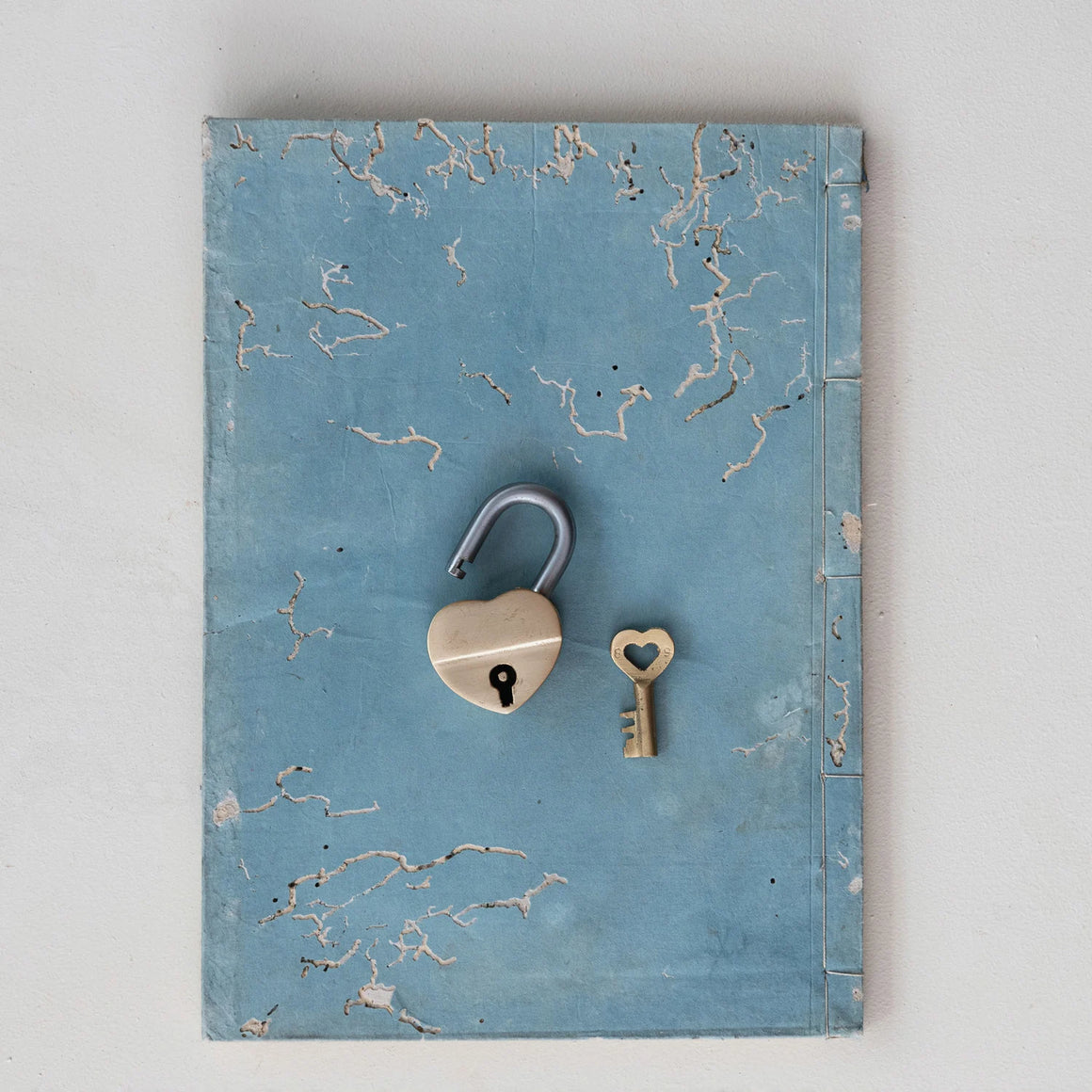 Metal Heart Shaped Lock w/Key