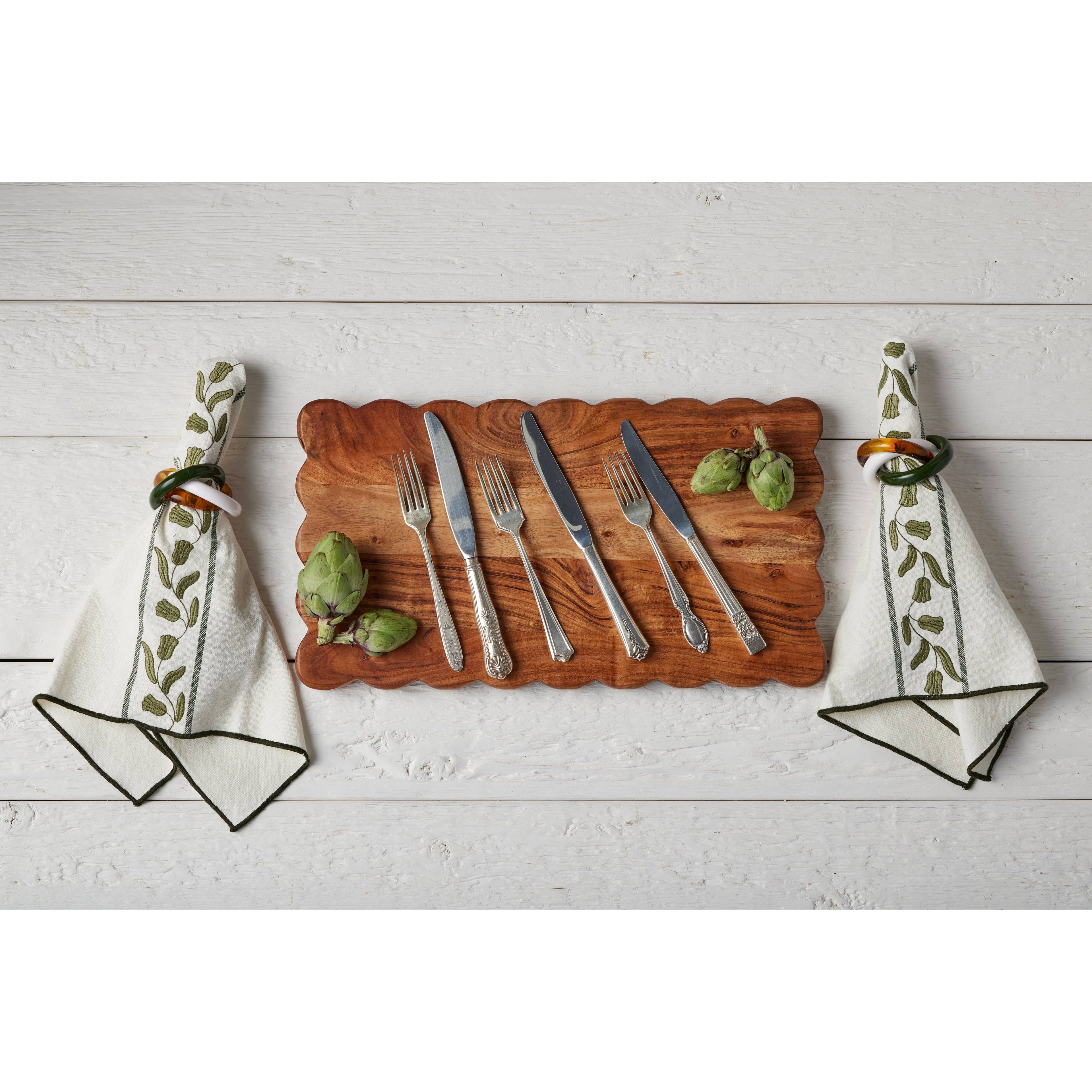 Scalloped Rectangle Cutting Board| Medium