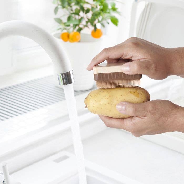 Cleaning Brush | Potato