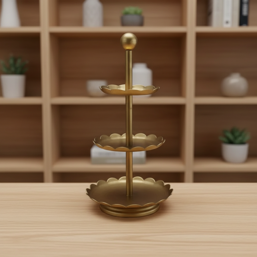 3-Tier Tray w/Scalloped Edges