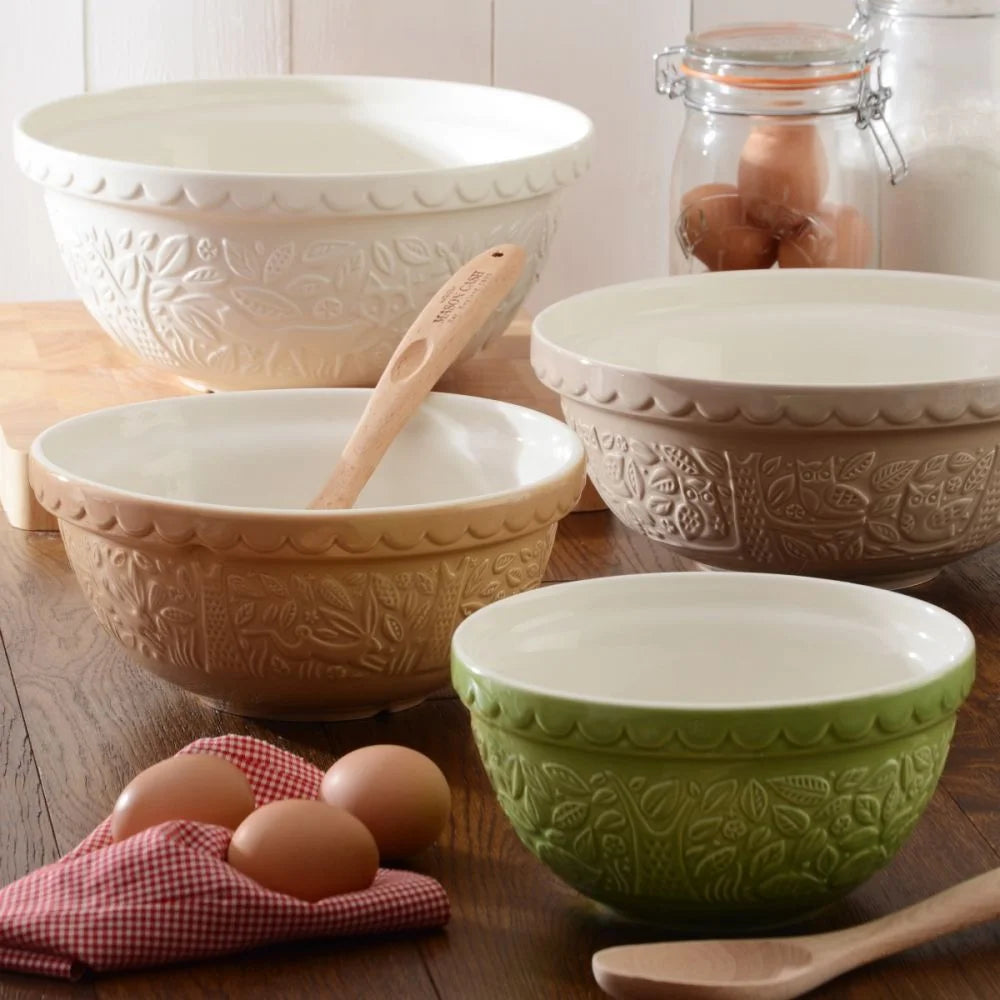 Mason Cash | In the Forest | Bear Embossed Mixing Bowl | Beige - 2.15 Quart (S24)