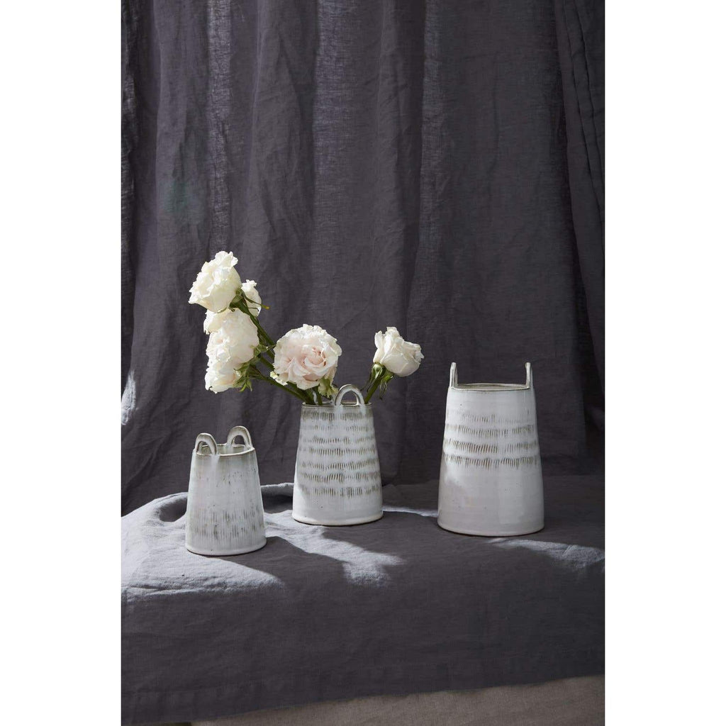 Lela Vase