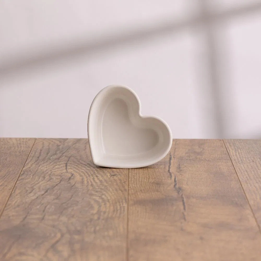 Mason Cash | Rustic Charm | Heart-Shaped Pie Dish/Roaster -  5.5"