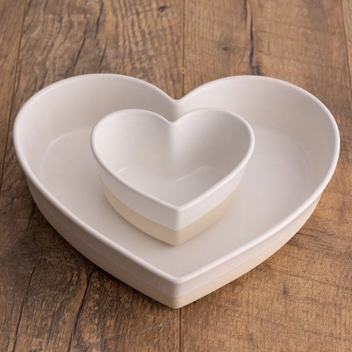 Mason Cash | Rustic Charm | Heart-Shaped Pie Dish/Roaster -  5.5"