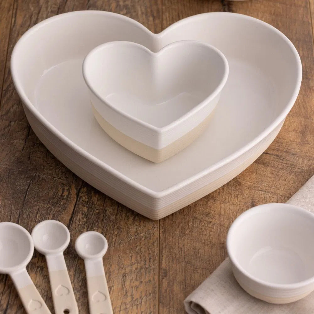 Mason Cash | Rustic Charm | Heart-Shaped Pie Dish/Roaster -  5.5"