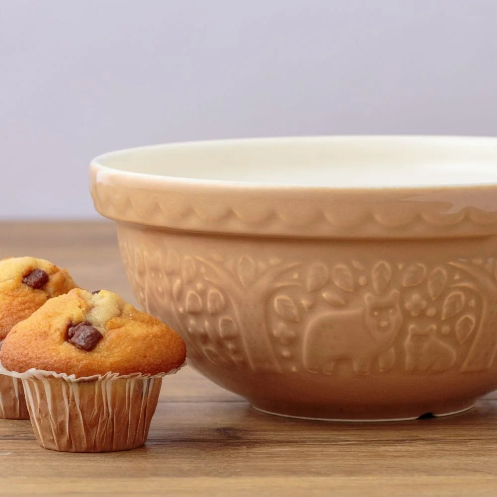 Mason Cash | In the Forest | Bear Embossed Mixing Bowl | Beige - 2.15 Quart (S24)