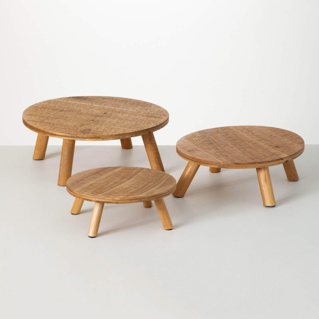 Round Wooden Risers