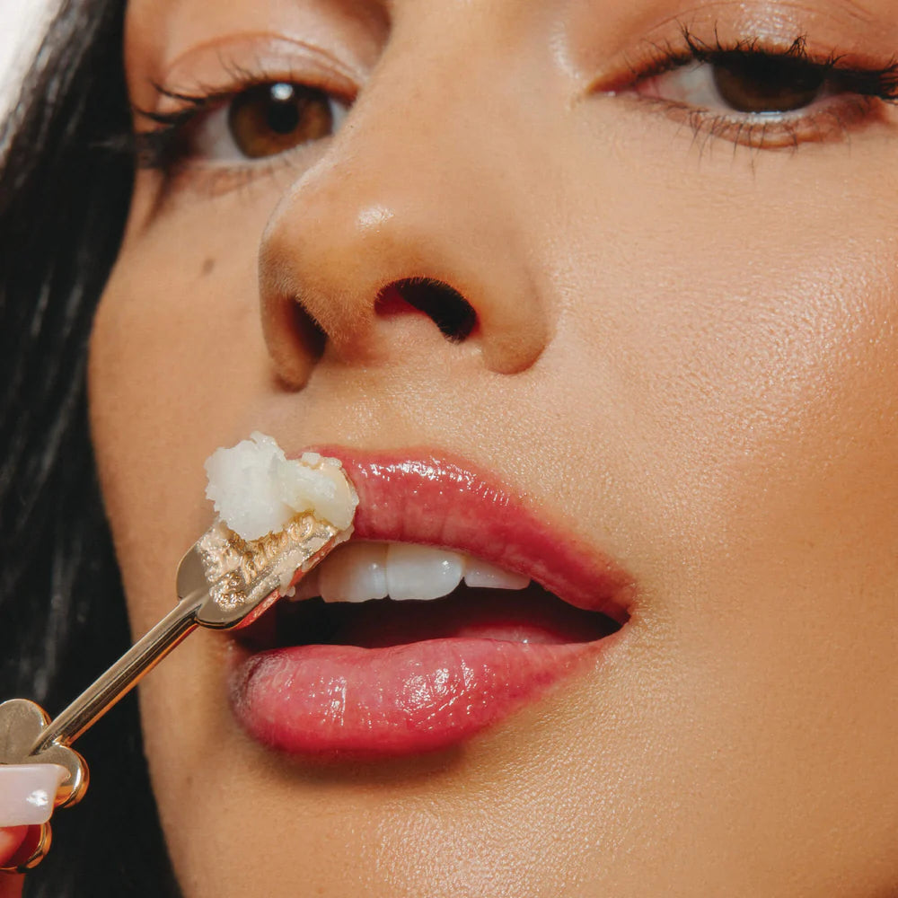 Gold Daisy Lip Spatula
