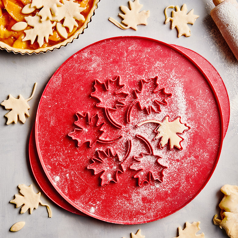 Leaves & Apples Reversible Pie Top Cutter