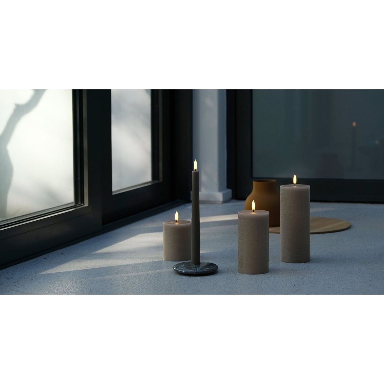 Uyuni Pillar Candle | Forest Black (Rustic)