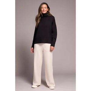 Techno Lux  L/S Funnel Neck Top