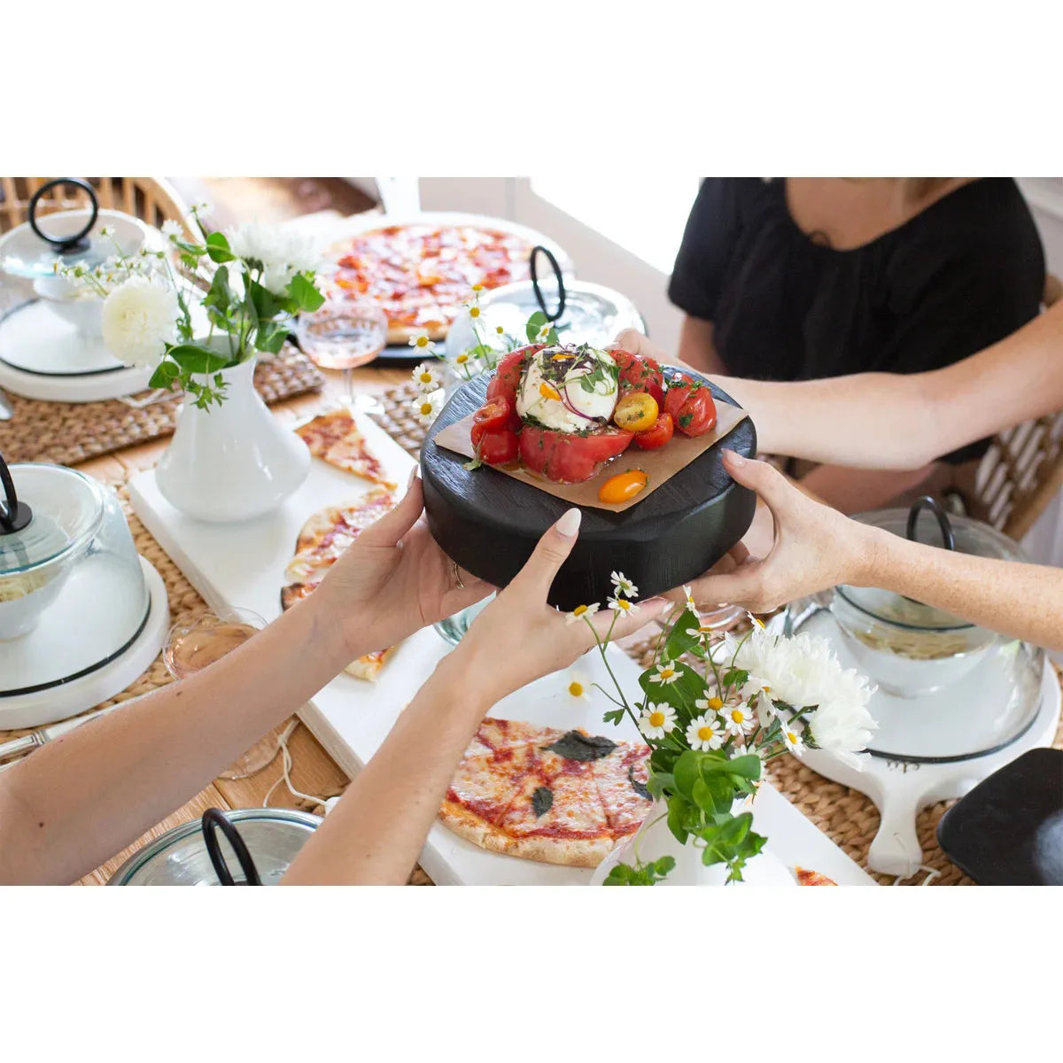 Brasserie Round Trivet l Black