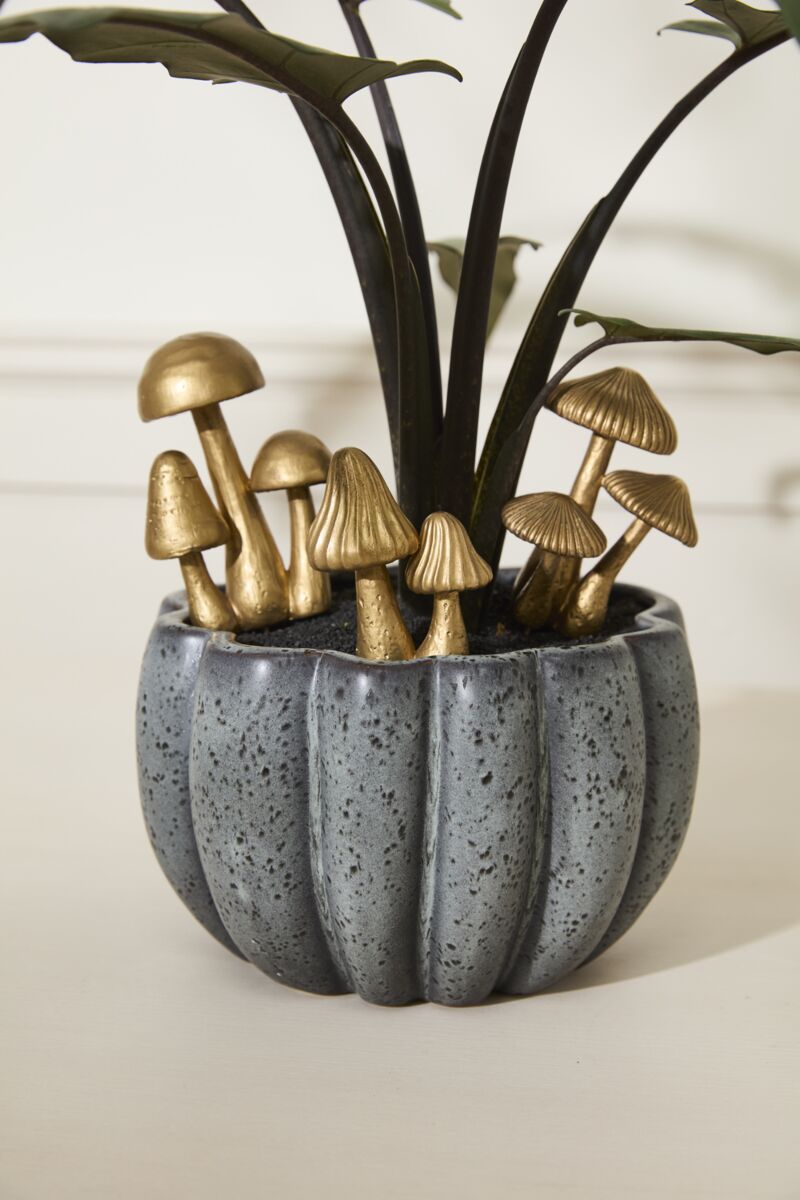 Troop Mushroom Plant Stick