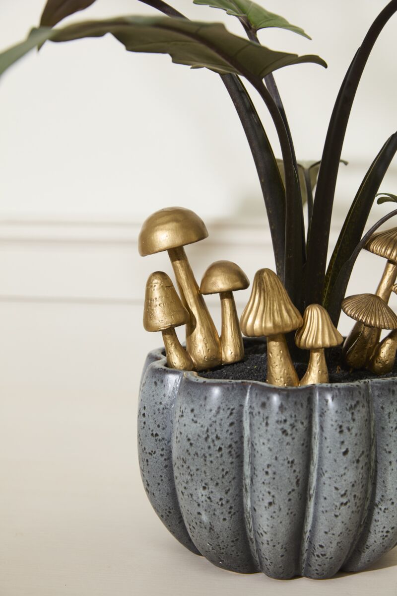 Troop Mushroom Plant Stick