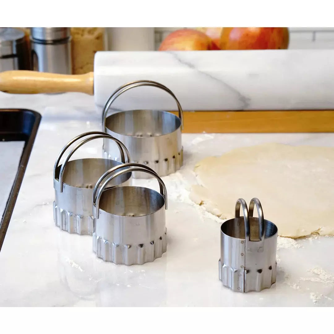 ENDURANCE® Round Rippled Biscuit Cutters