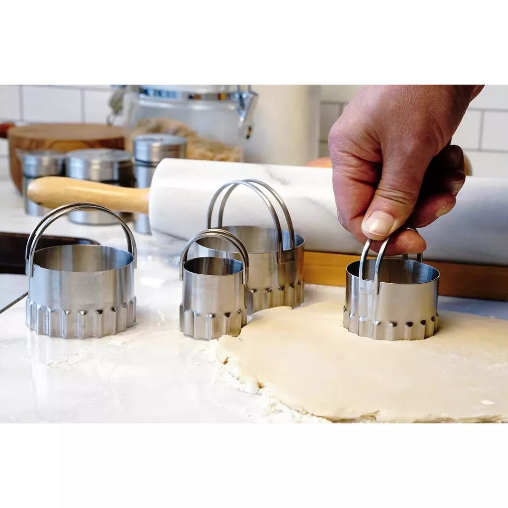 ENDURANCE® Round Rippled Biscuit Cutters