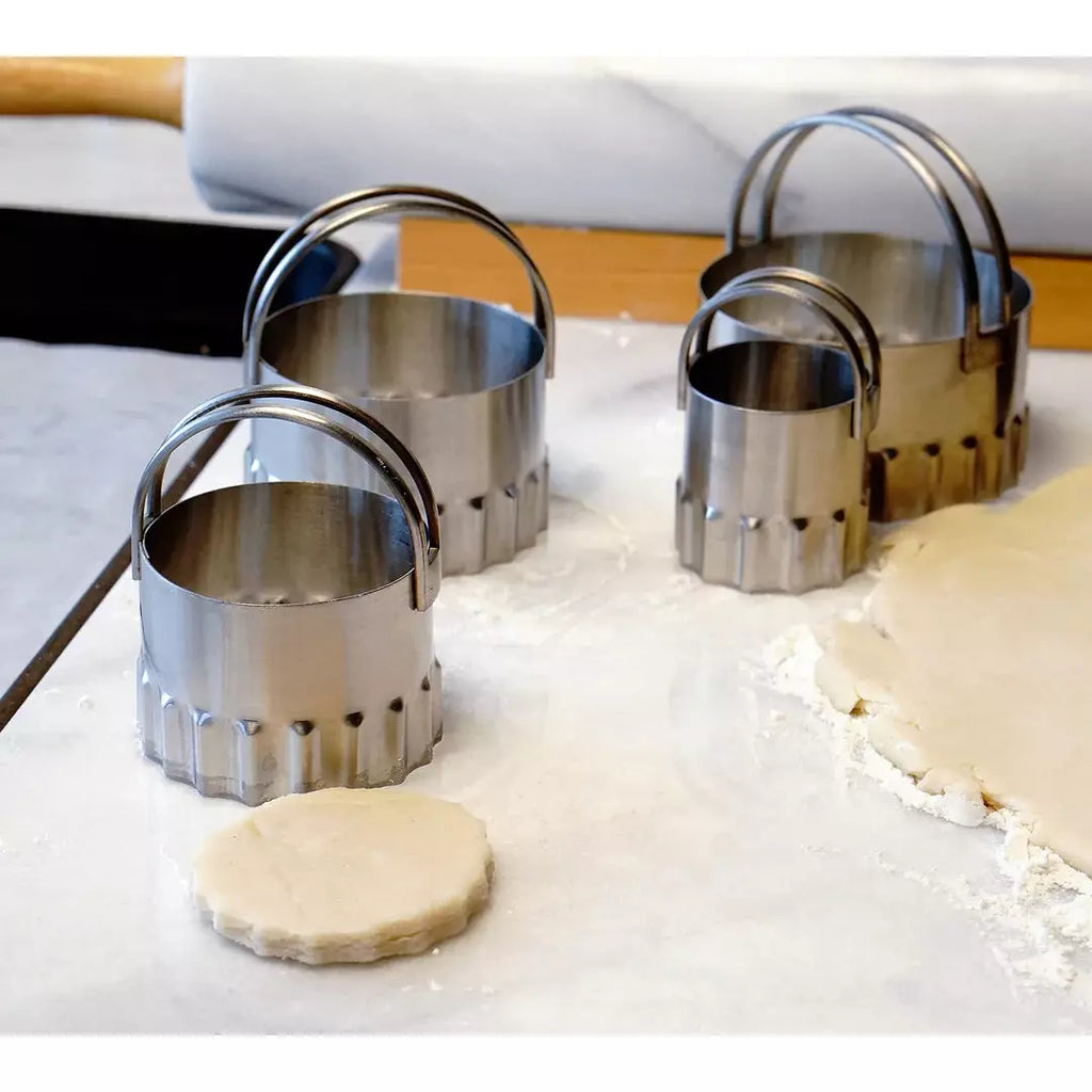 ENDURANCE® Round Rippled Biscuit Cutters