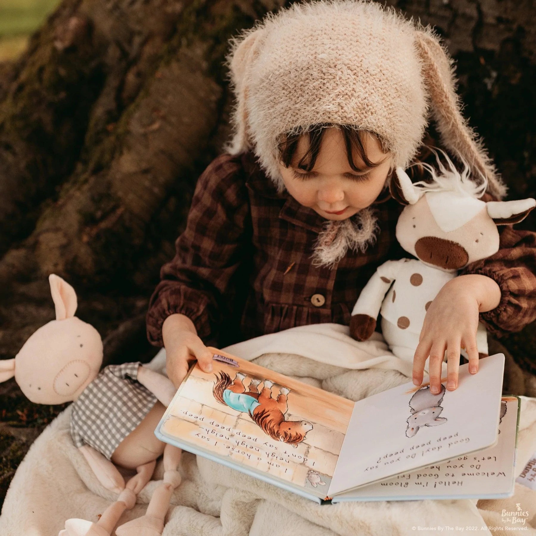 Moo Moo Knee-Dy-Knotty