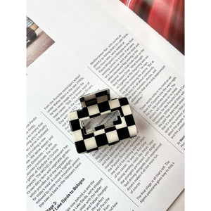 Hair Claw Clips | Checkered | Medium