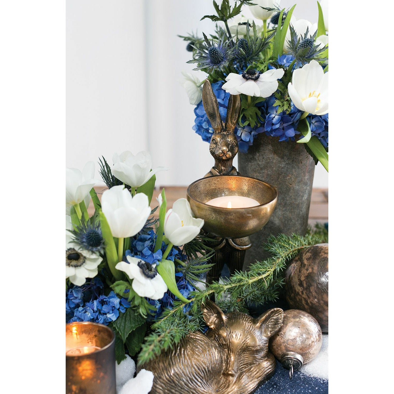 Dish Stand | Hare