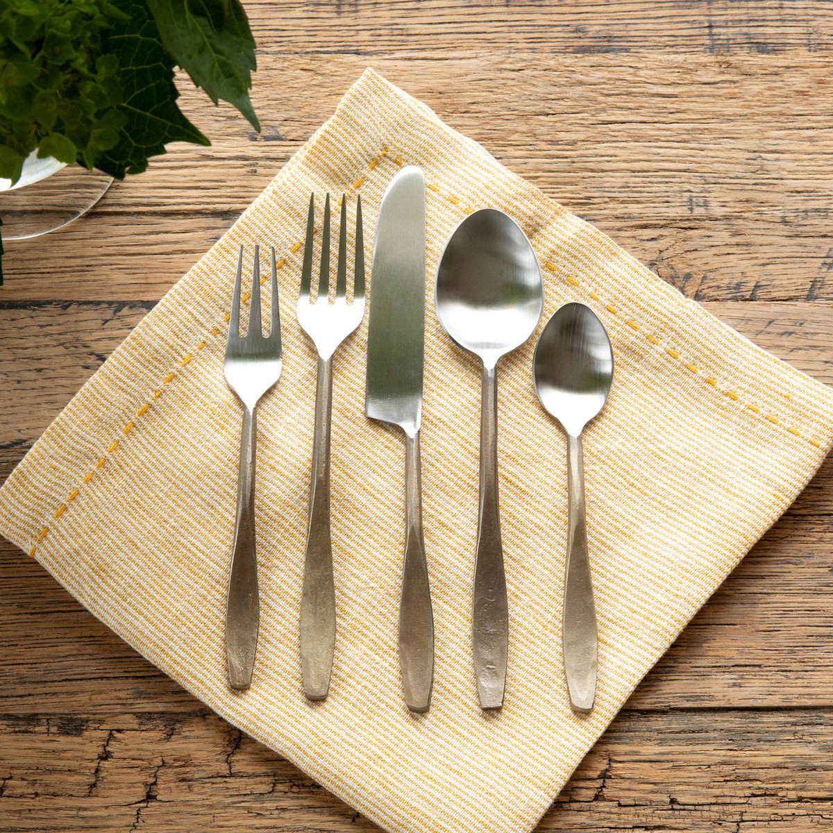 S/5 Antique Gold Colonial Flatware Set