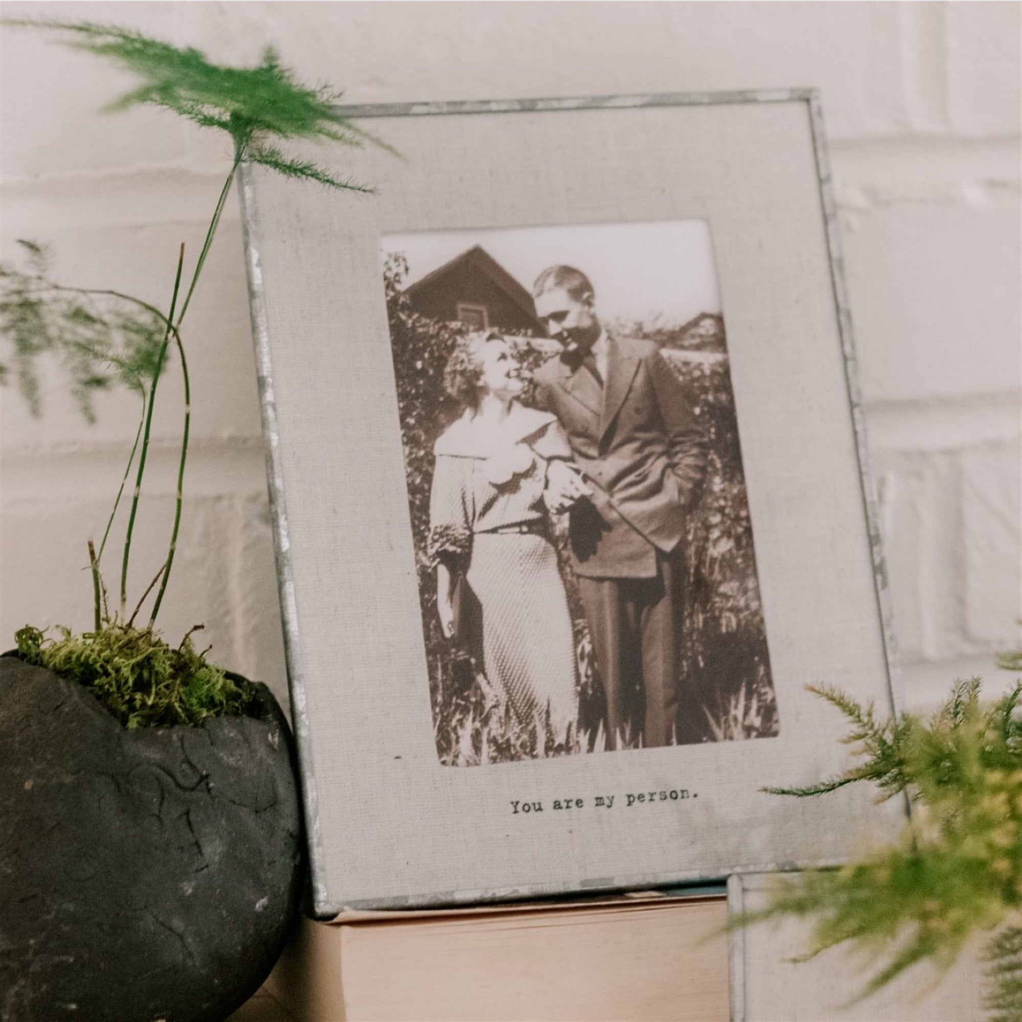 Glass Linen Photo Frame - Vertical | 6.5"X 8.5"