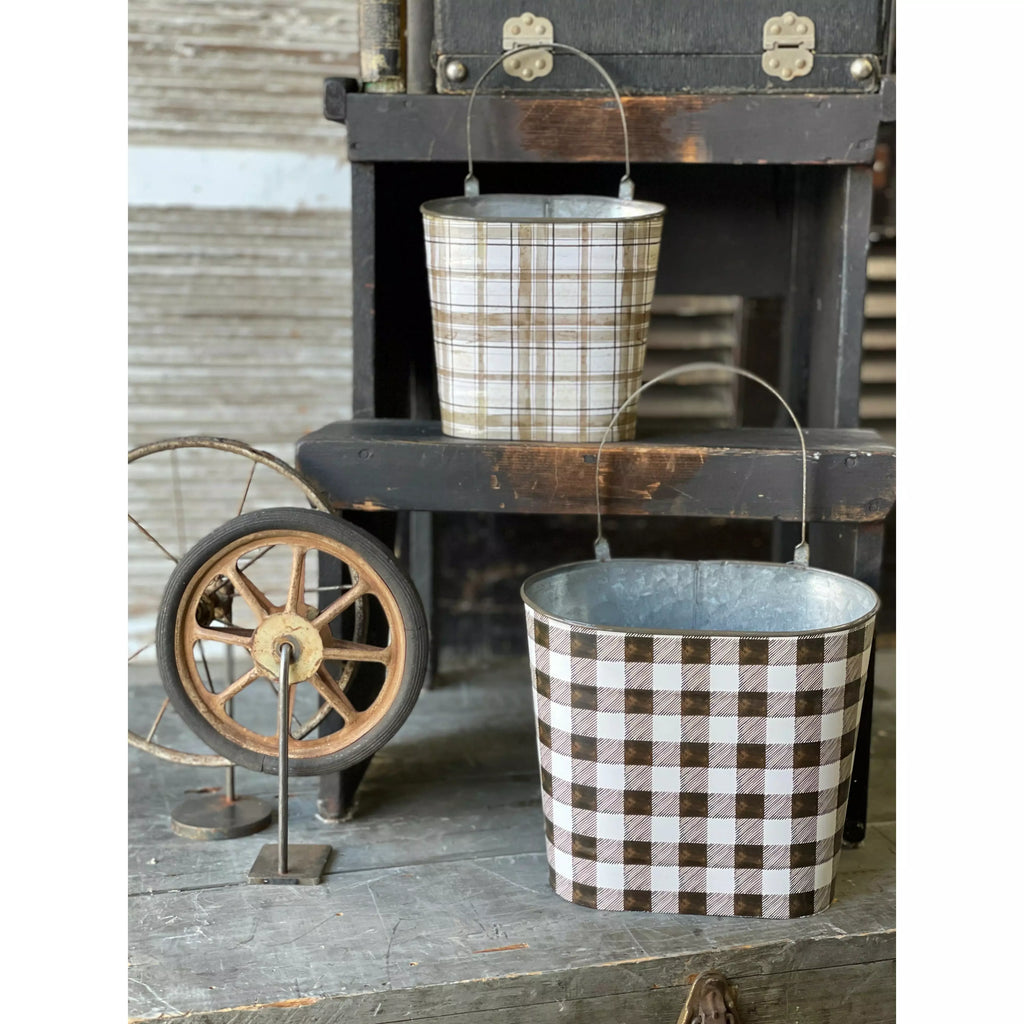 Plaid Wall Pockets