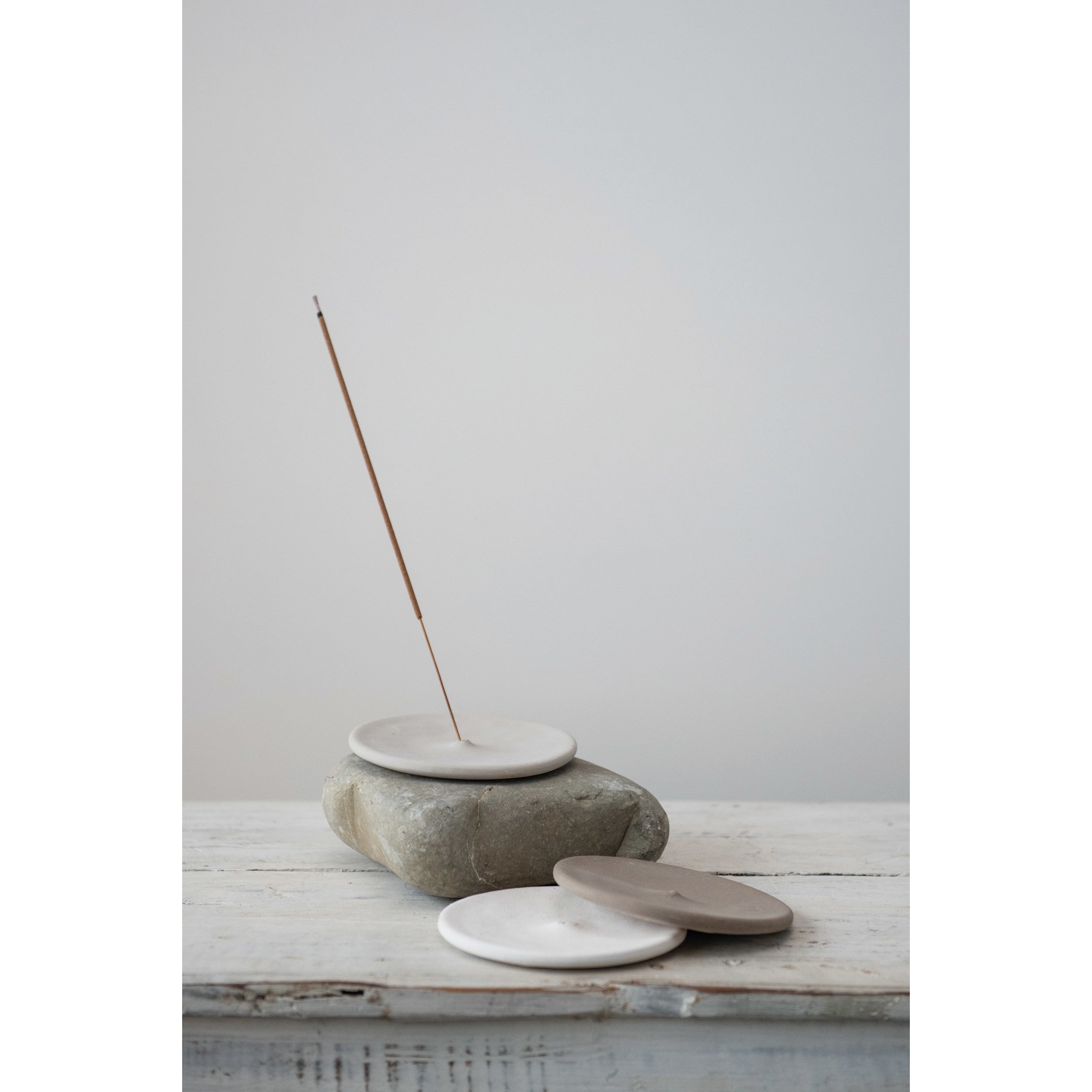 Matte Finish Round Stoneware Incense Holder