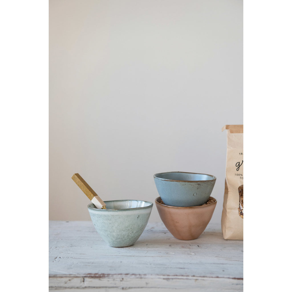 Stoneware Bowl w/Matte Reactive Glaze
