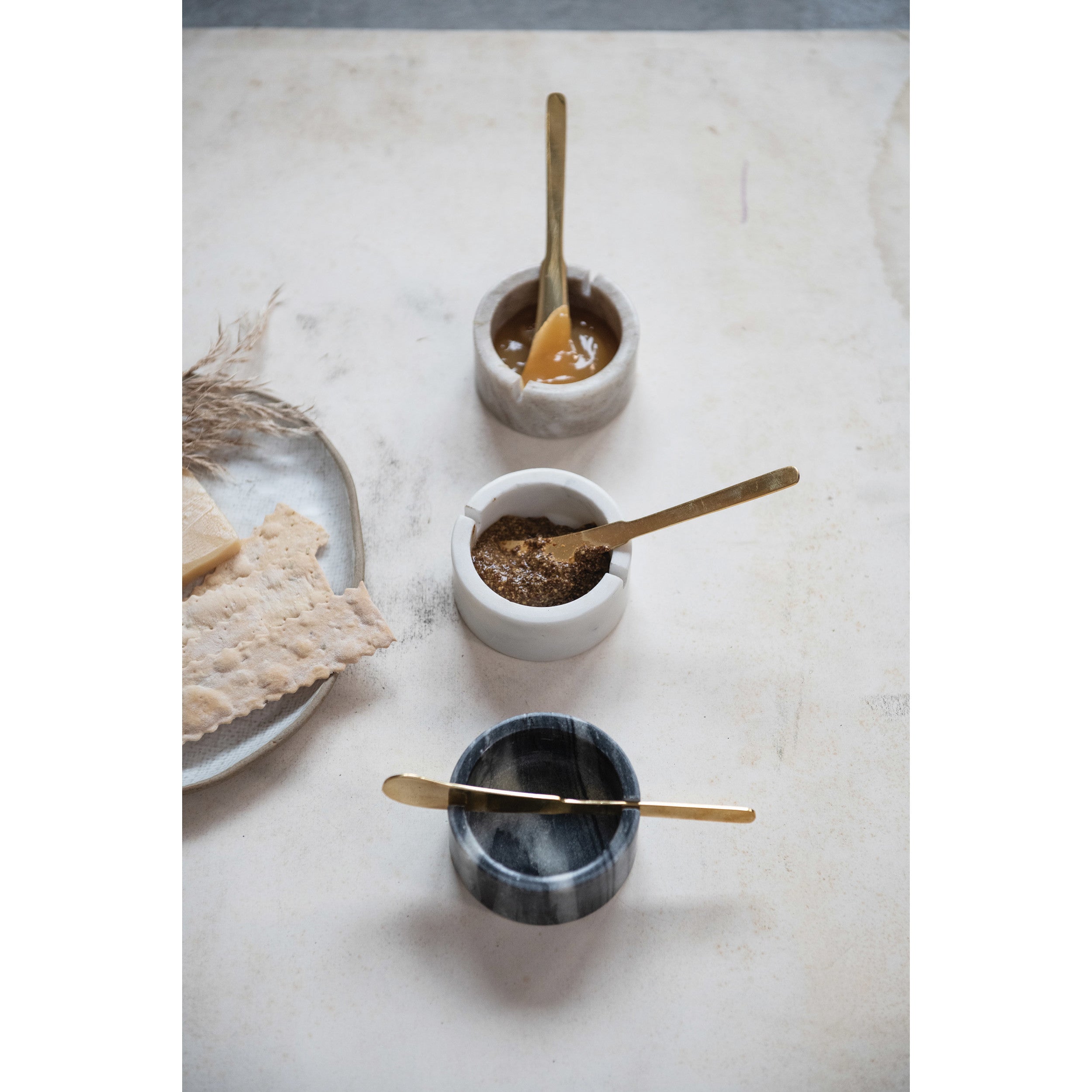 Marble Bowl w/Metal Spreader