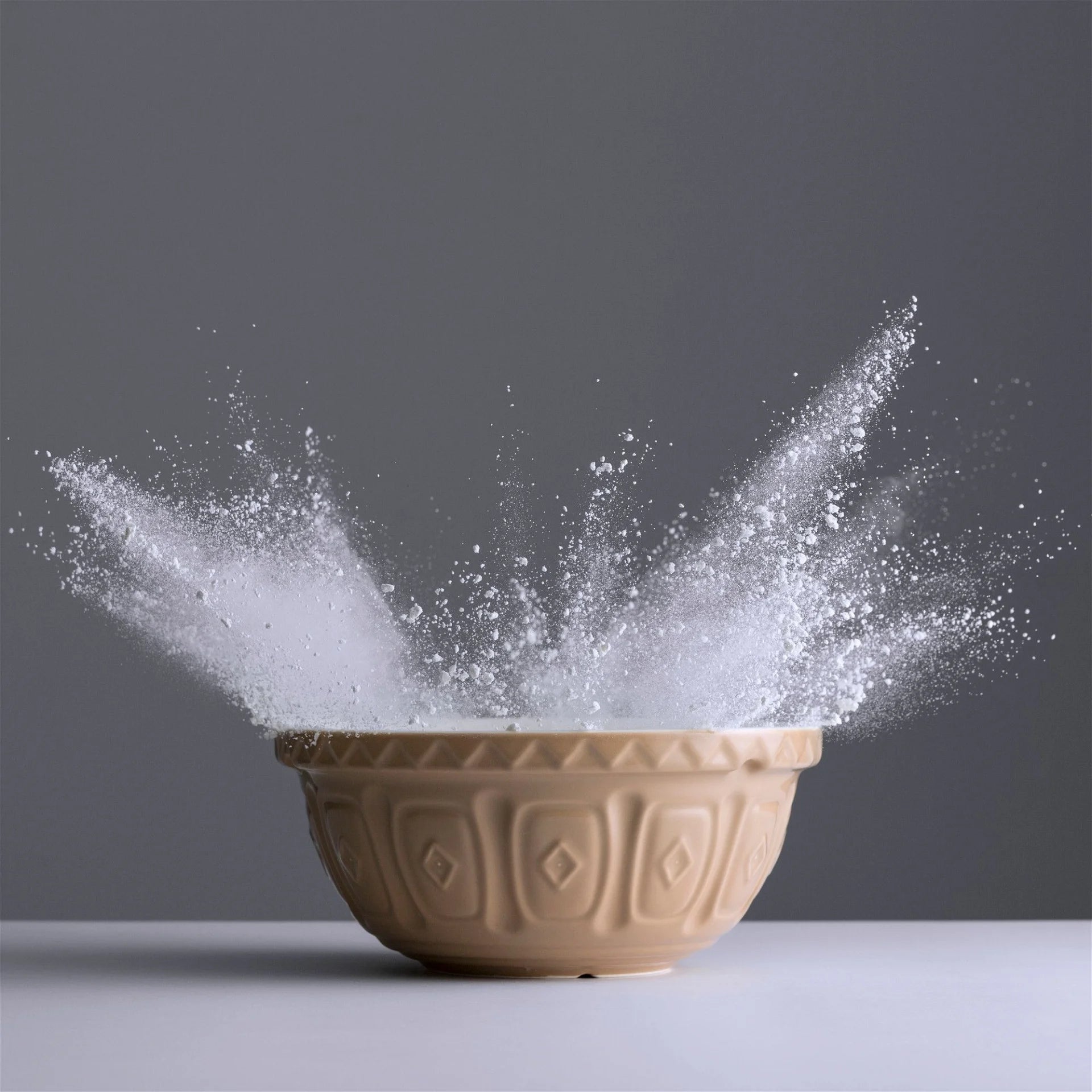 Mason Cash | The Original Cane Mixing Bowl | 14" | 10.5 Quart (S4)